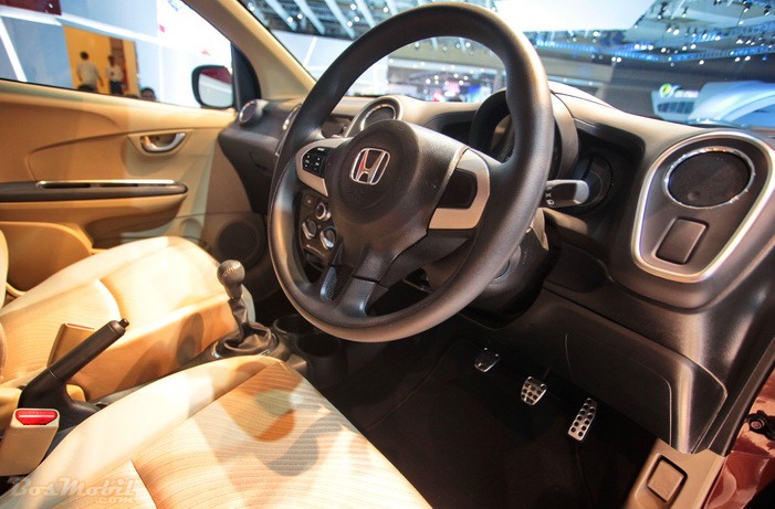 Exterior Dan Interior Honda Mobilio | Harga Honda Mobilio