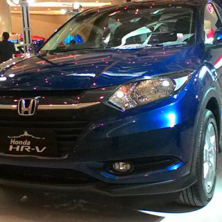 Harga Resmi Honda HR V Di Indonesia  Honda Mobilio